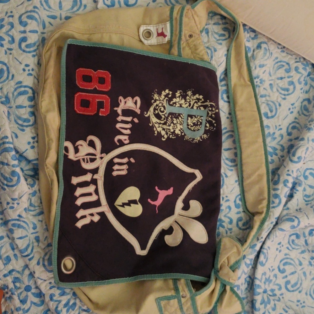PINK Victoria secret duffle bag